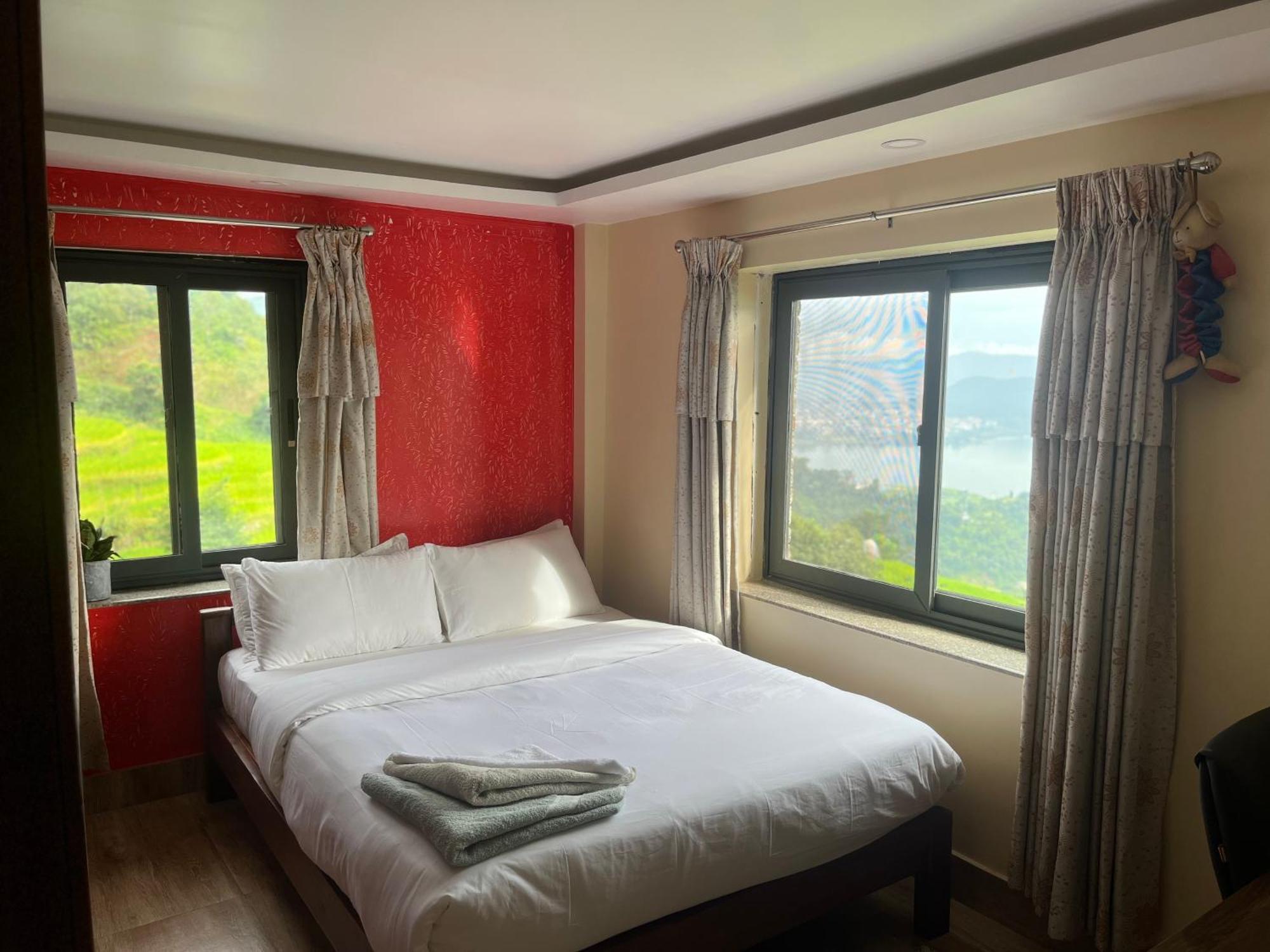 The North Face Inn'S Homestay Pokhara Ngoại thất bức ảnh